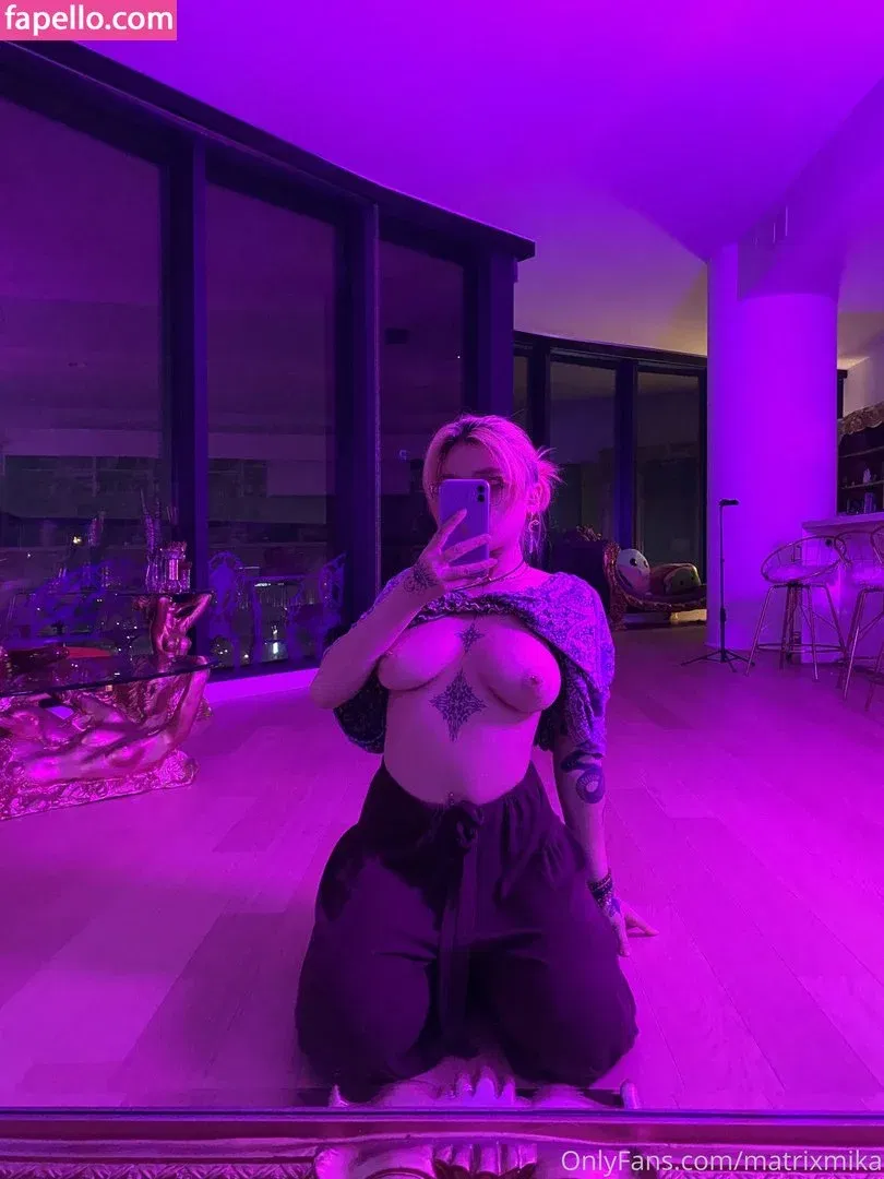 Matrixmika Onlyfans Photo Gallery 