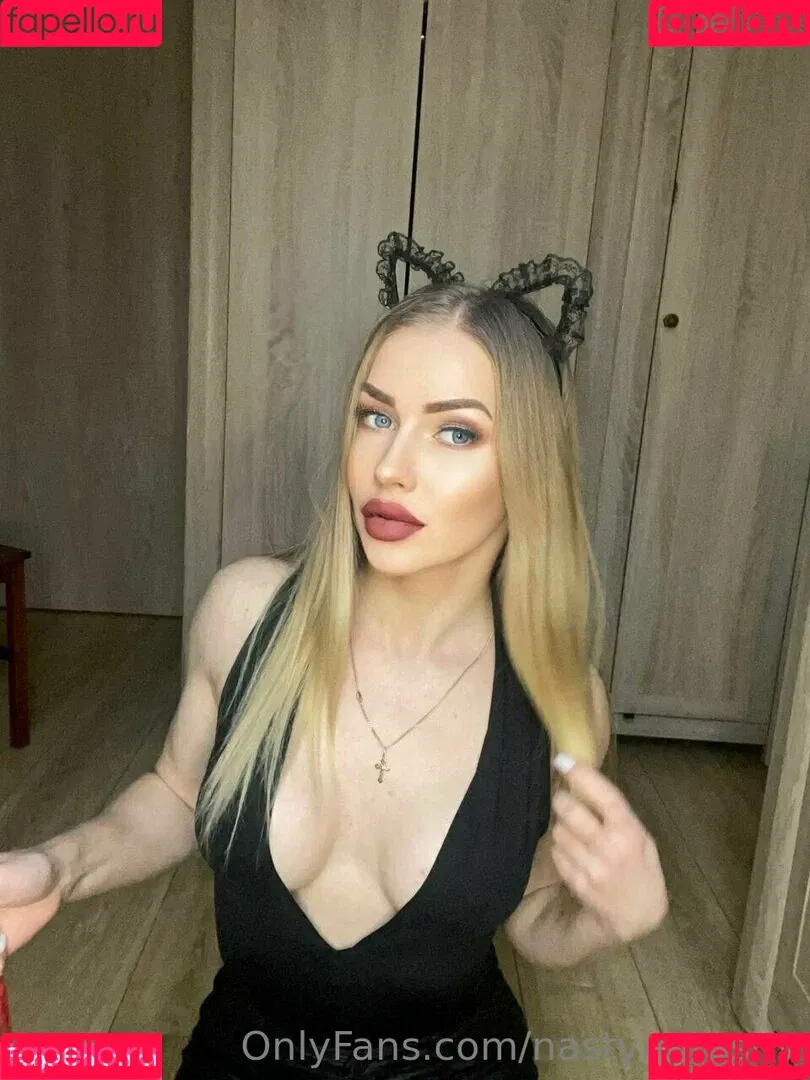 nastynatashy Onlyfans Photo Gallery 