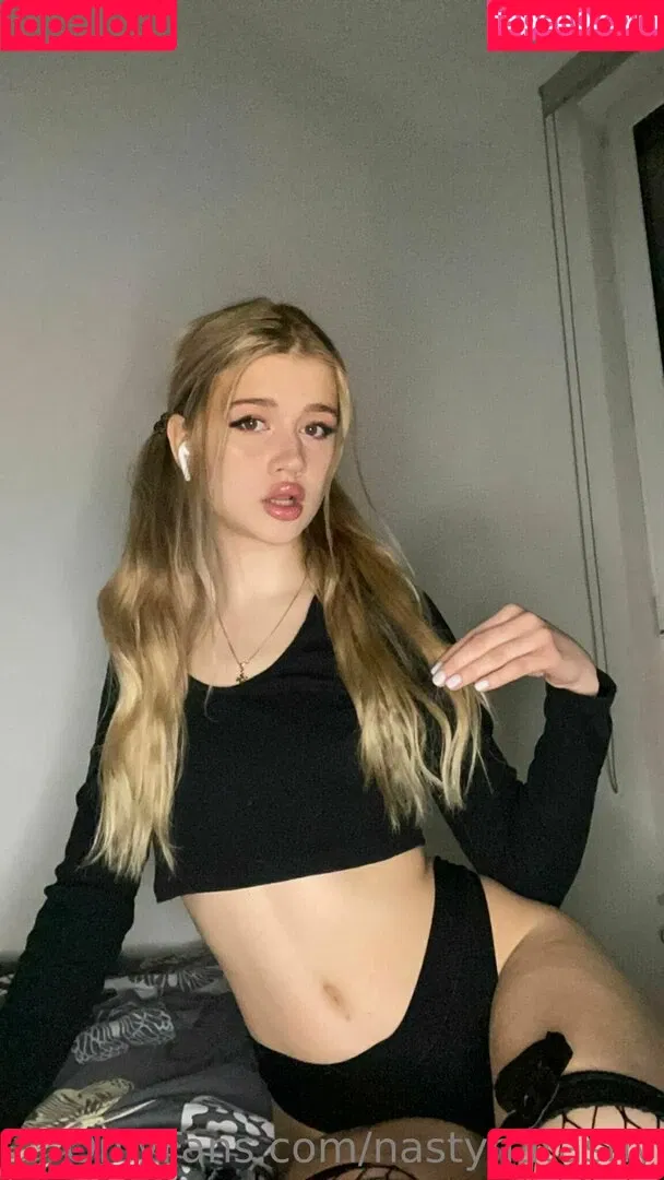 nastynatashy Onlyfans Photo Gallery 