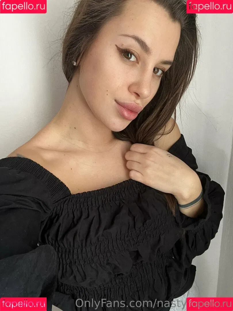 nastynatashy Onlyfans Photo Gallery 