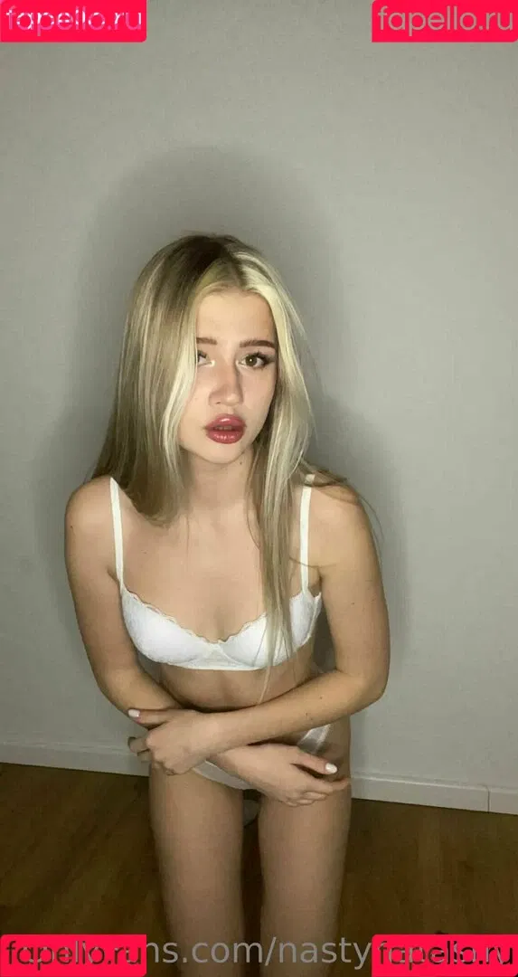 nastynatashy Onlyfans Photo Gallery 
