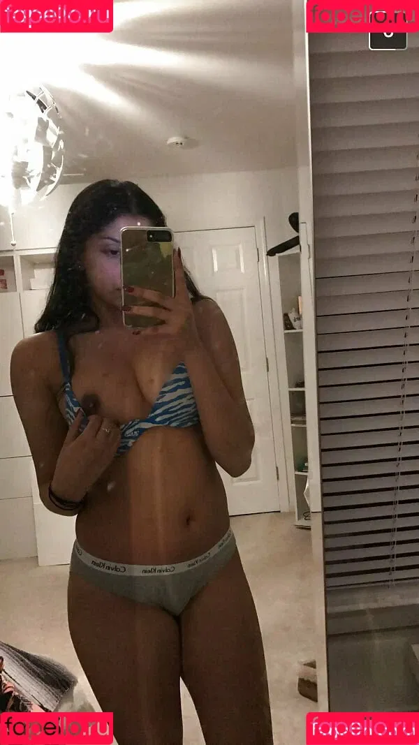 Iman Moosa Onlyfans Photo Gallery 