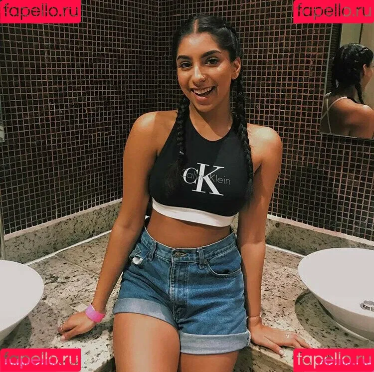 Iman Moosa Onlyfans Photo Gallery 