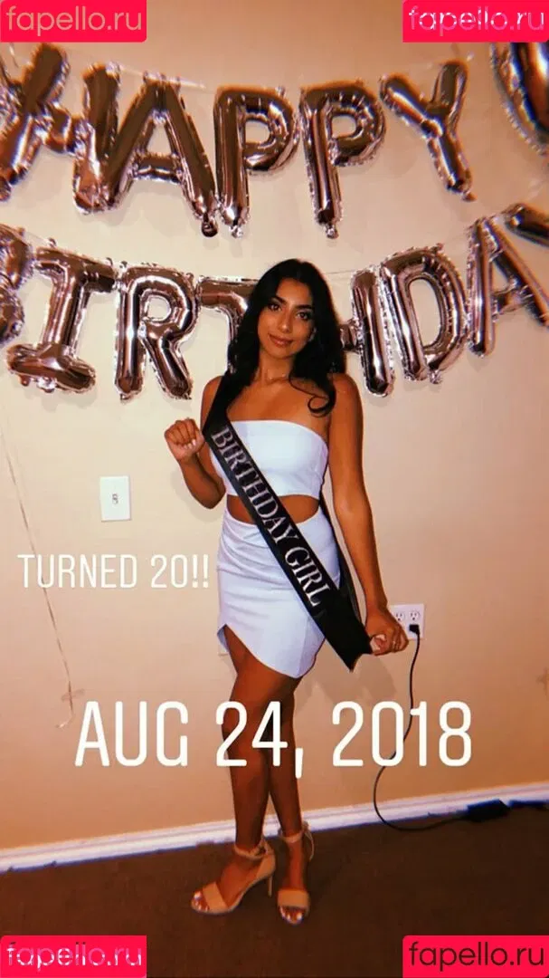 Iman Moosa Onlyfans Photo Gallery 