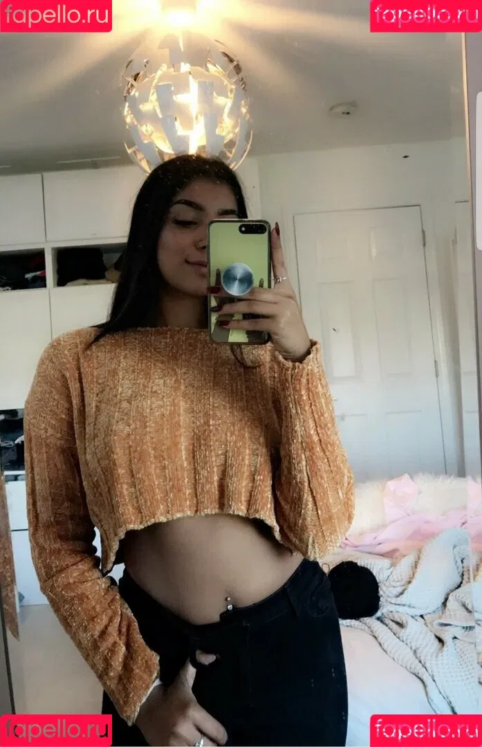 Iman Moosa Onlyfans Photo Gallery 