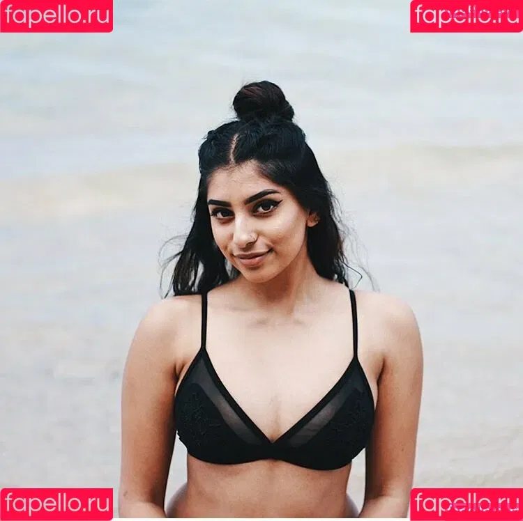 Iman Moosa Onlyfans Photo Gallery 