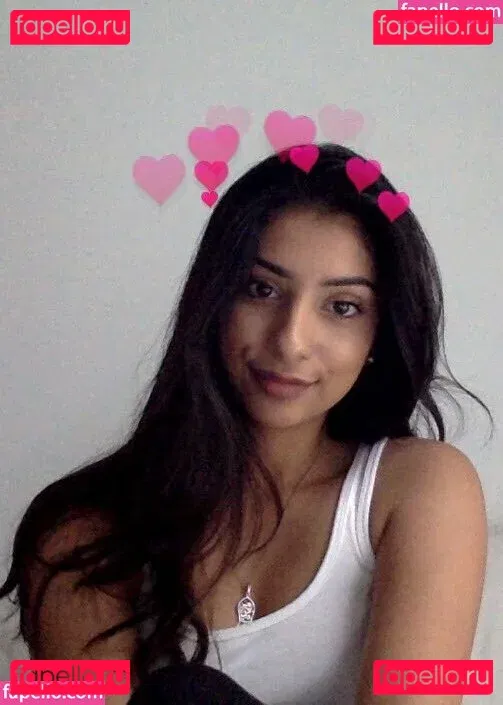 Iman Moosa Onlyfans Photo Gallery 