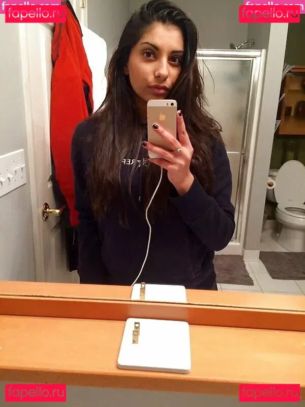 Iman Moosa Onlyfans Photo Gallery 