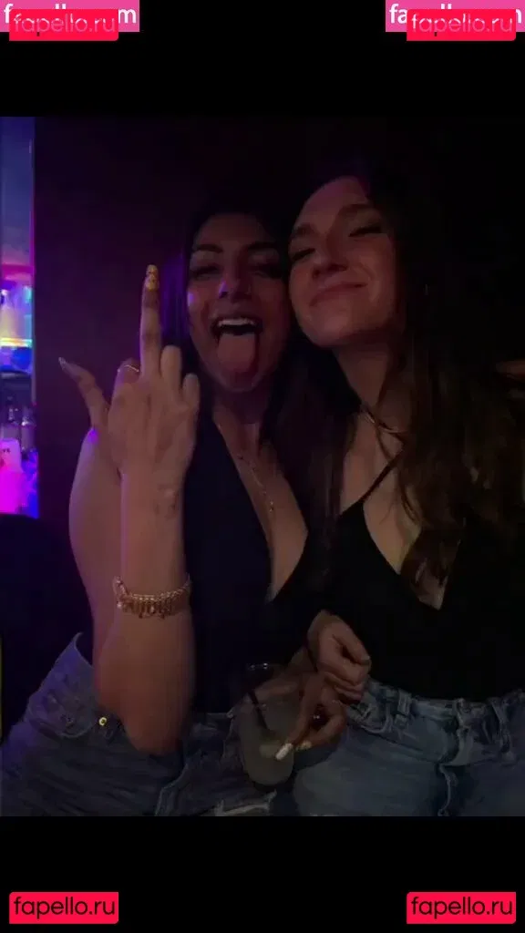 Iman Moosa Onlyfans Photo Gallery 