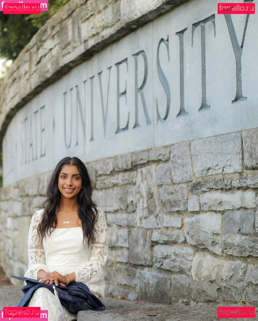 Iman Moosa Onlyfans Photo Gallery 