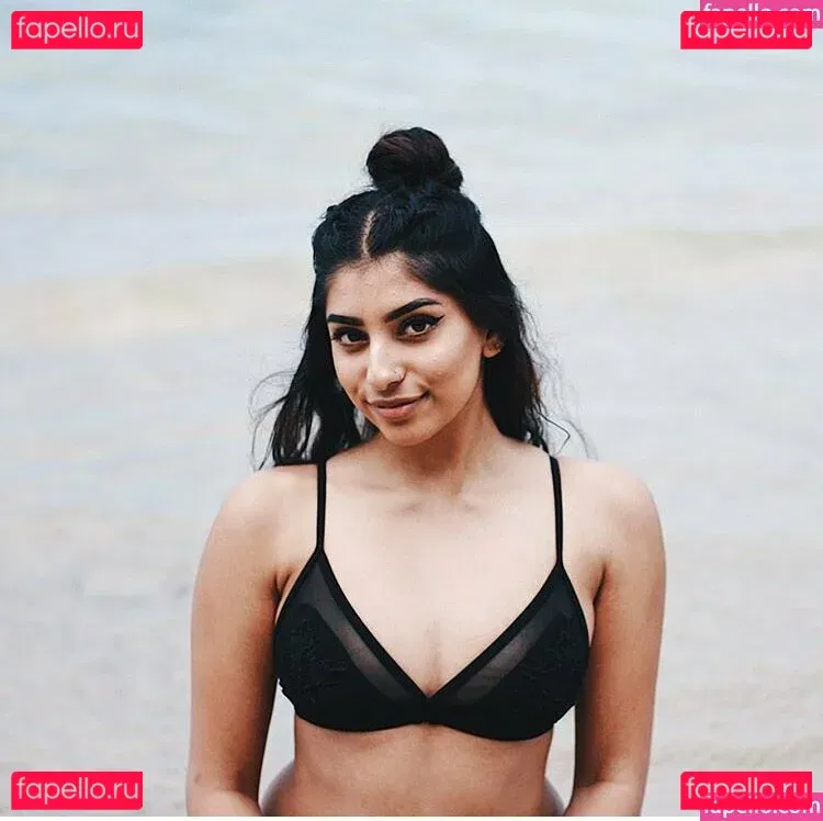 Iman Moosa Onlyfans Photo Gallery 