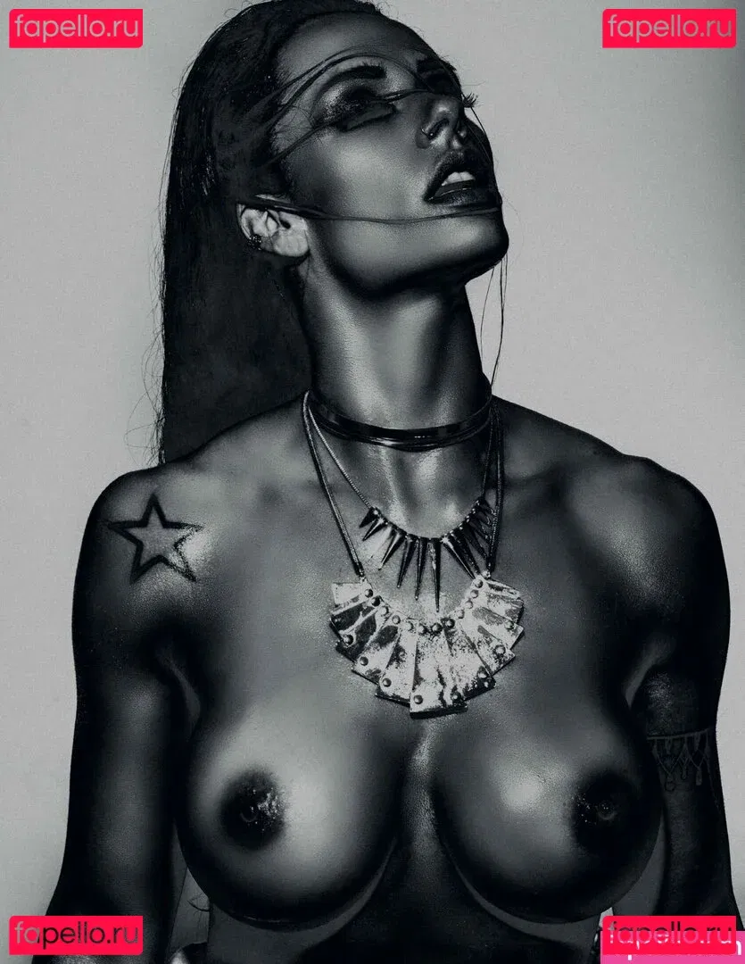 Sue Lasmar Onlyfans Photo Gallery 