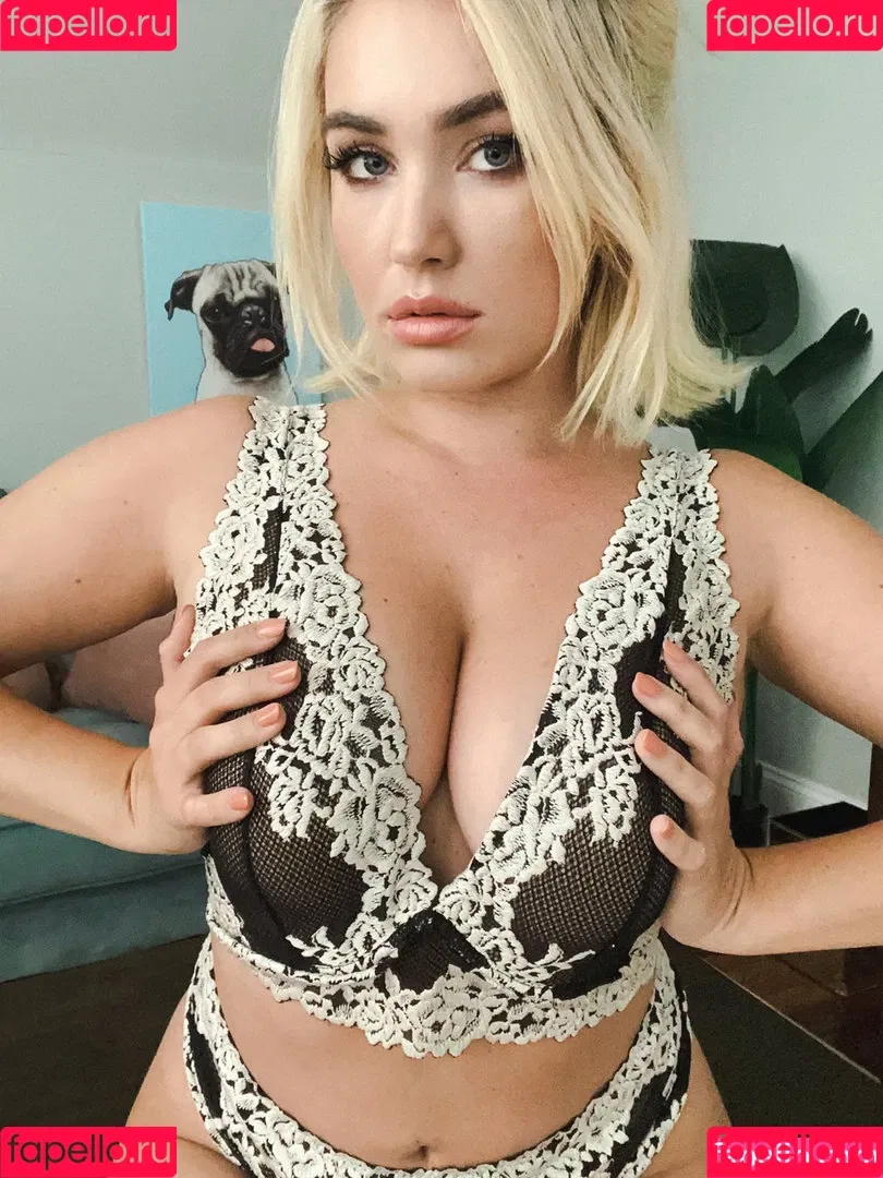 Stephanie Matto Onlyfans Photo Gallery 