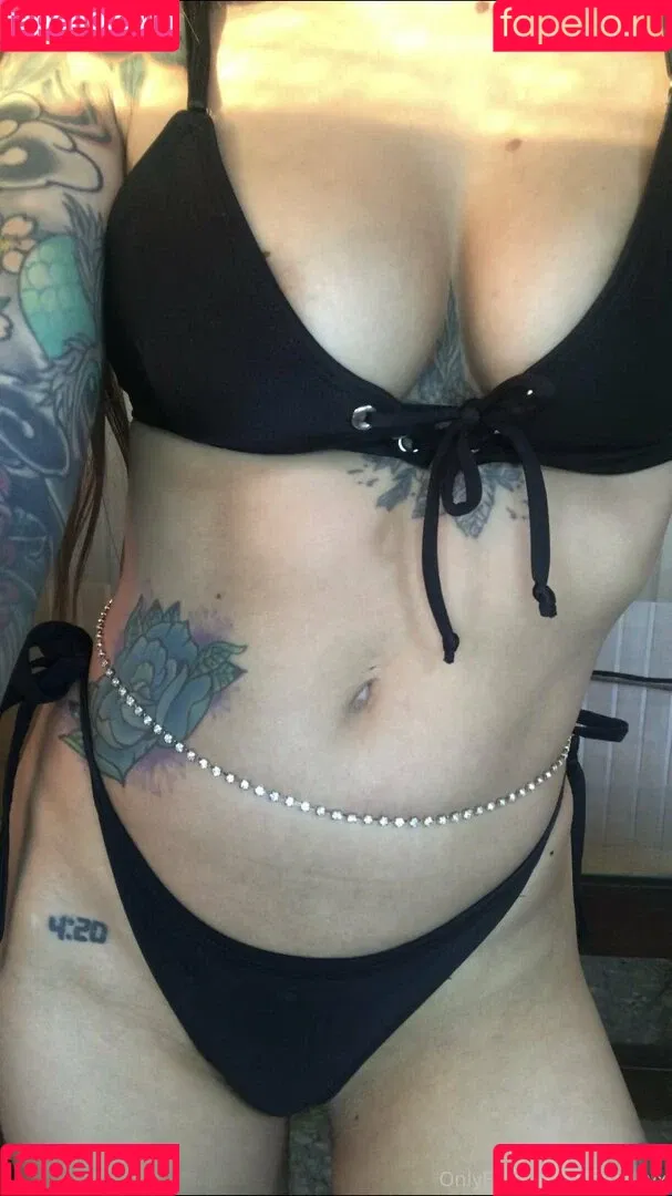 xcamilovx Onlyfans Photo Gallery 