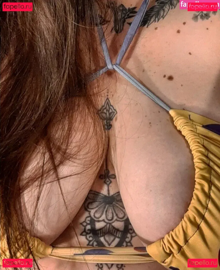 Chris Hensel Onlyfans Photo Gallery 