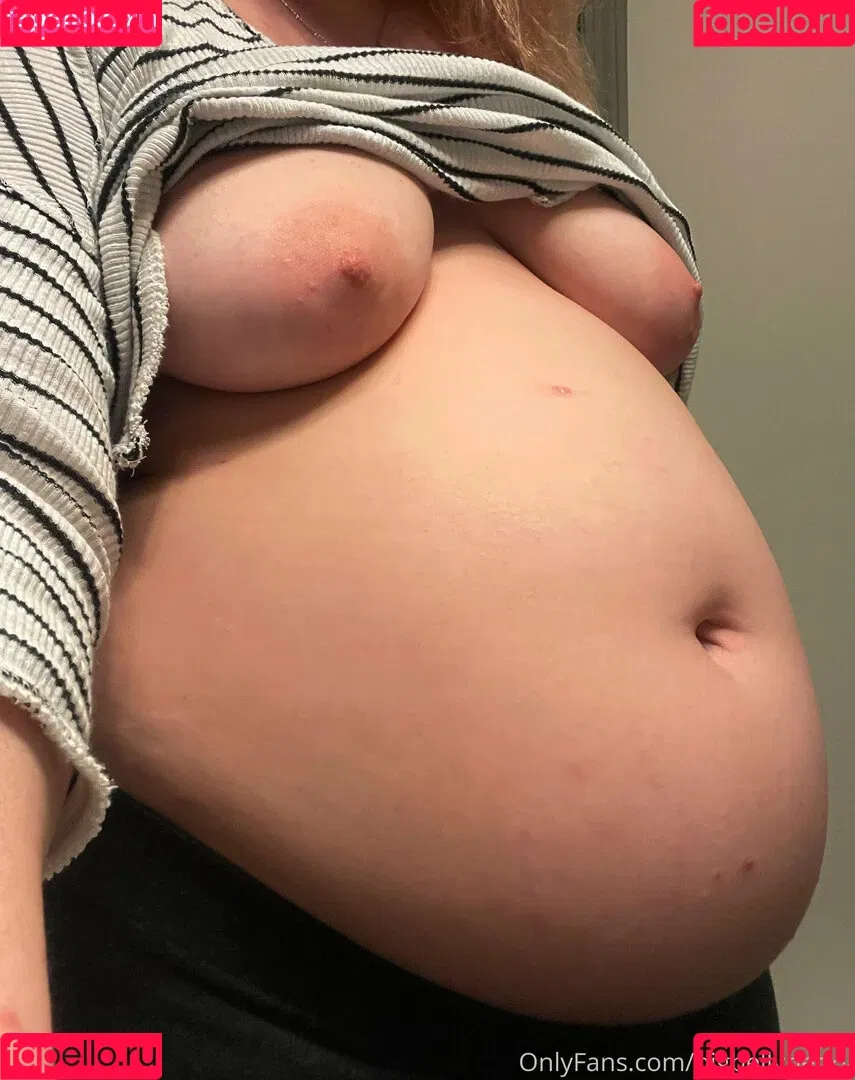 bigbellybecky Onlyfans Photo Gallery 