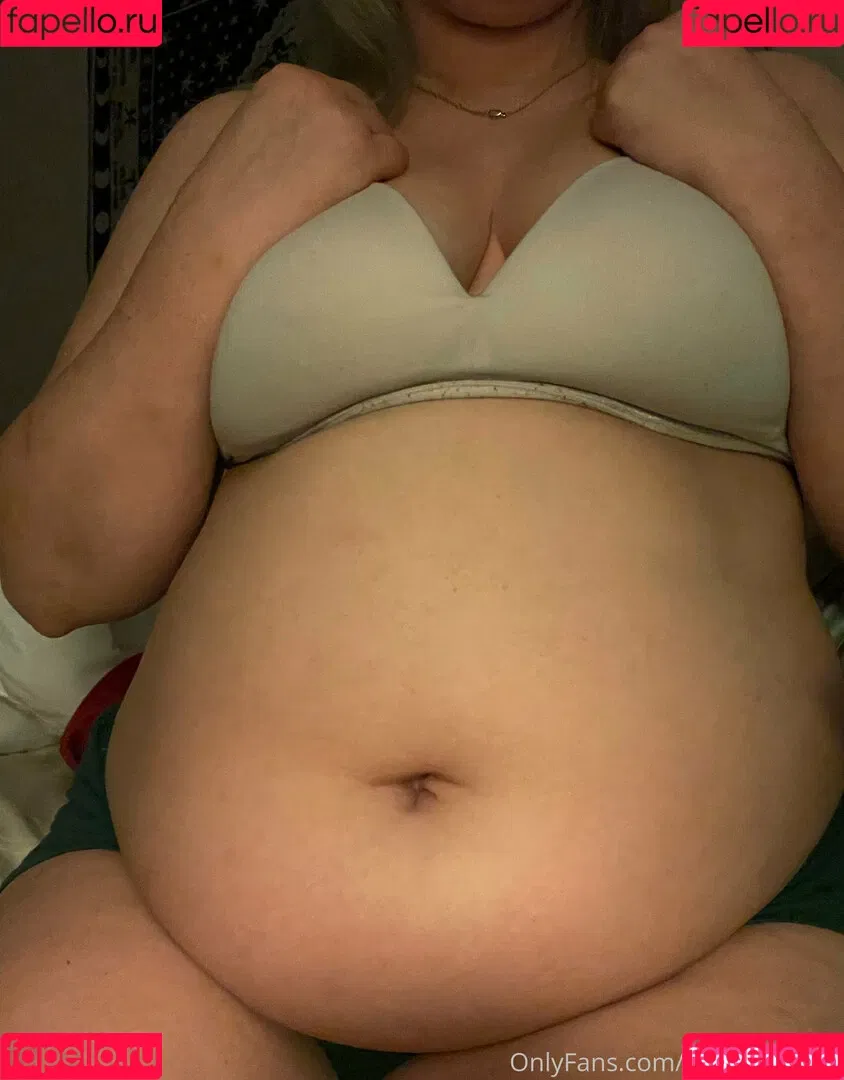 bigbellybecky Onlyfans Photo Gallery 