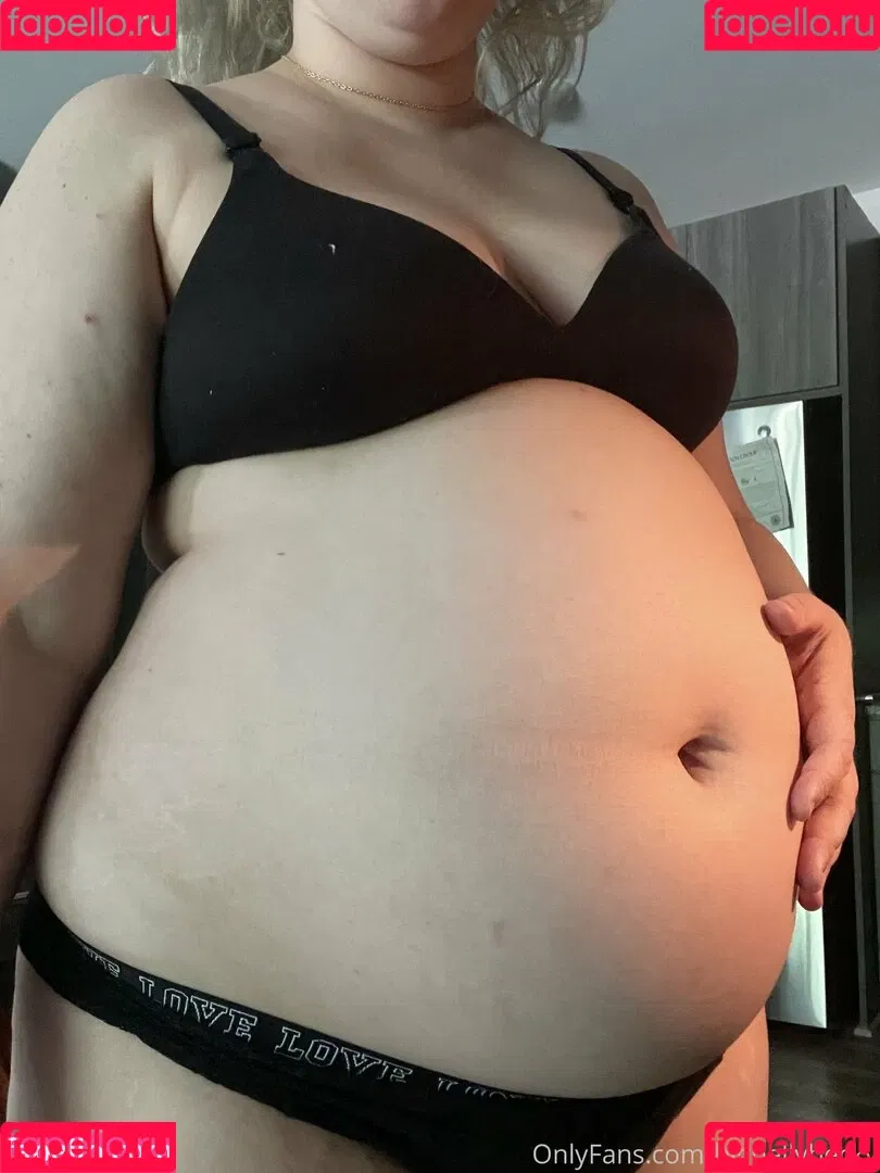 bigbellybecky Onlyfans Photo Gallery 