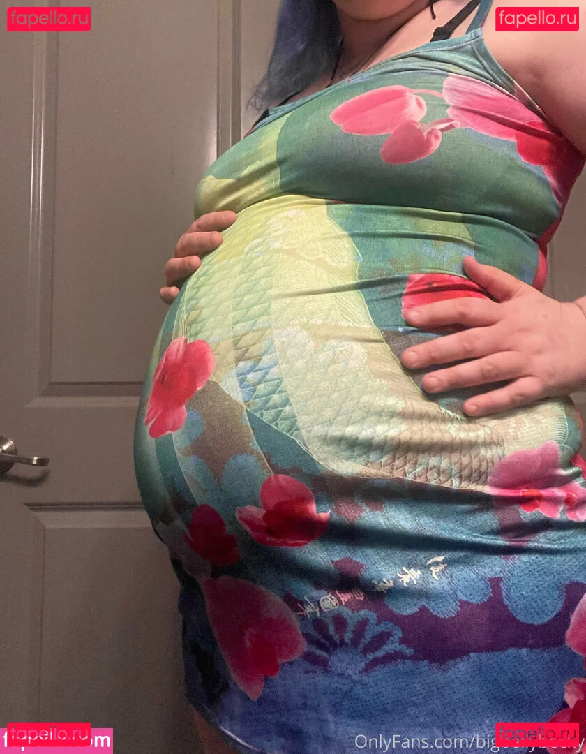 bigbellybecky Onlyfans Photo Gallery 