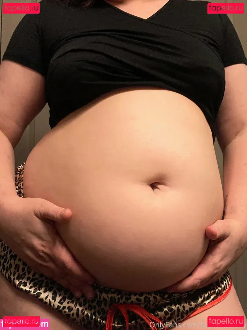 bigbellybecky Onlyfans Photo Gallery 