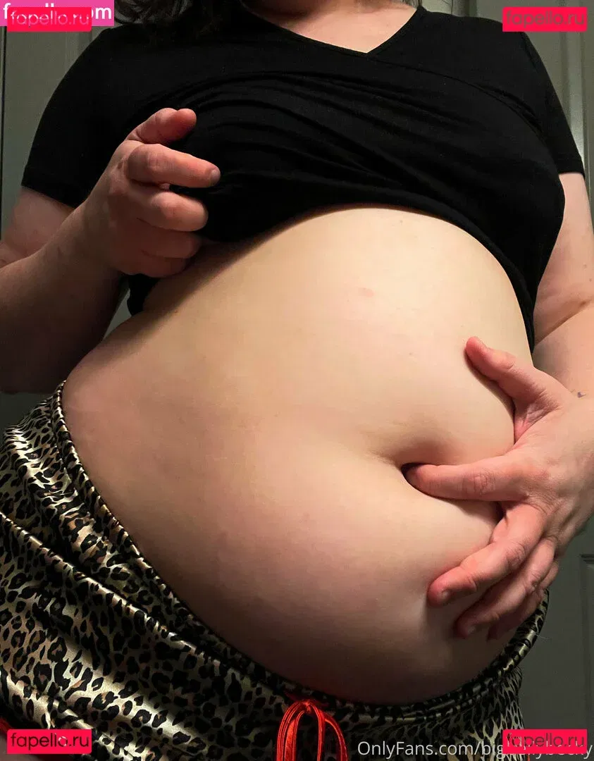 bigbellybecky Onlyfans Photo Gallery 