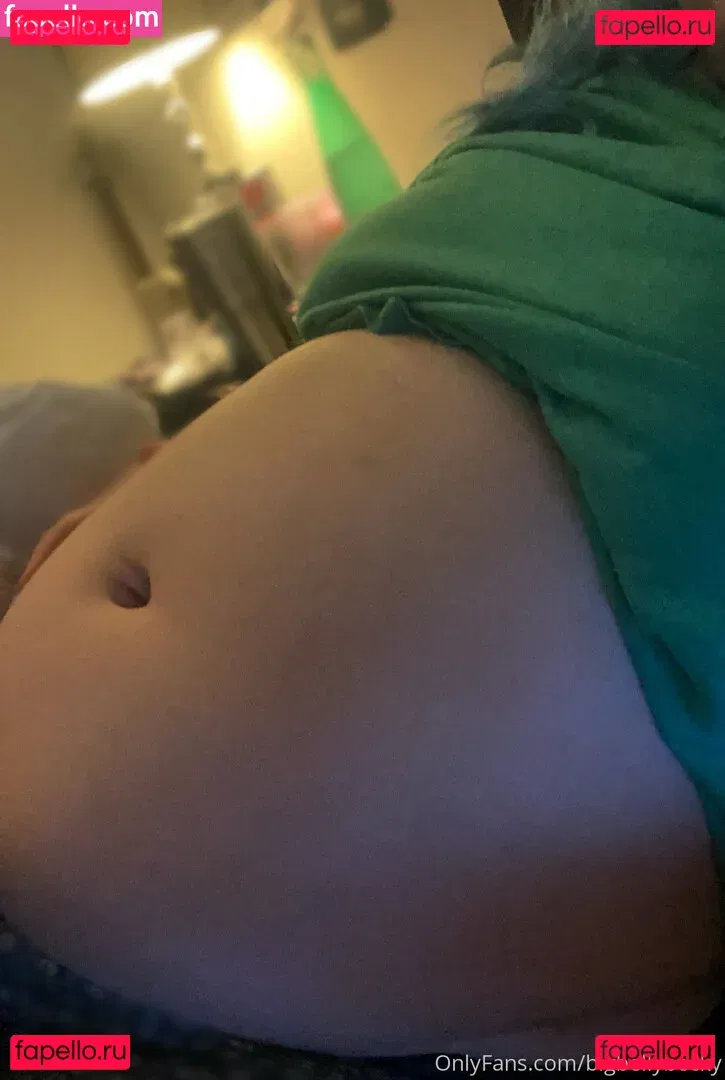 bigbellybecky Onlyfans Photo Gallery 