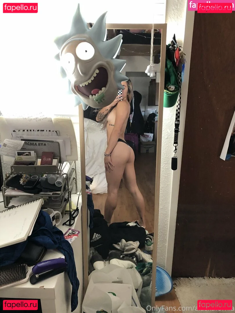 shesthe49thstate Onlyfans Photo Gallery 