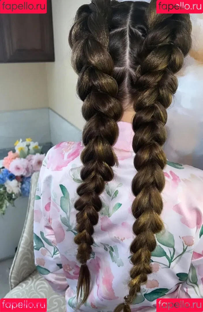 Anna Blossom Onlyfans Photo Gallery 