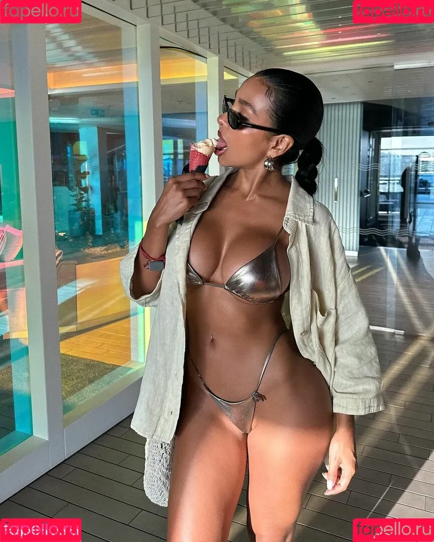 Natseleen Onlyfans Photo Gallery 