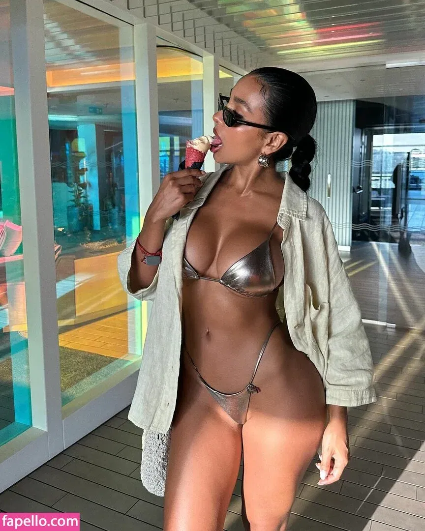 Natseleen Onlyfans Photo Gallery 