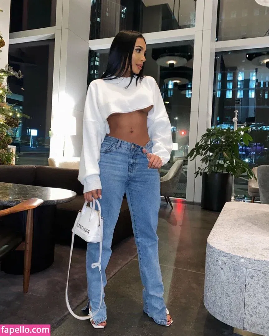 Natseleen Onlyfans Photo Gallery 