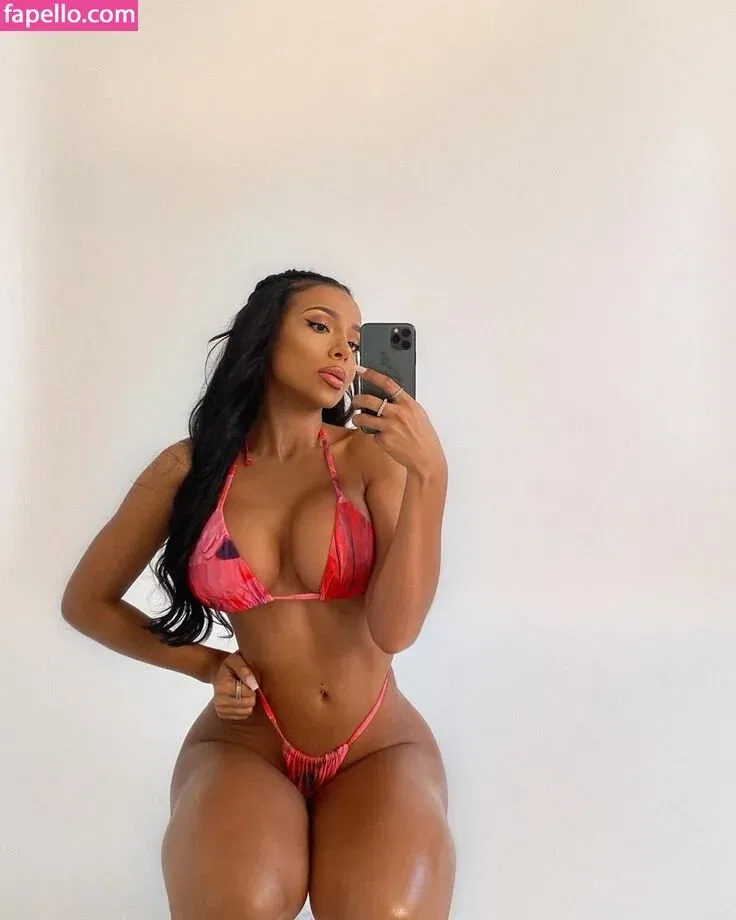 Natseleen Onlyfans Photo Gallery 