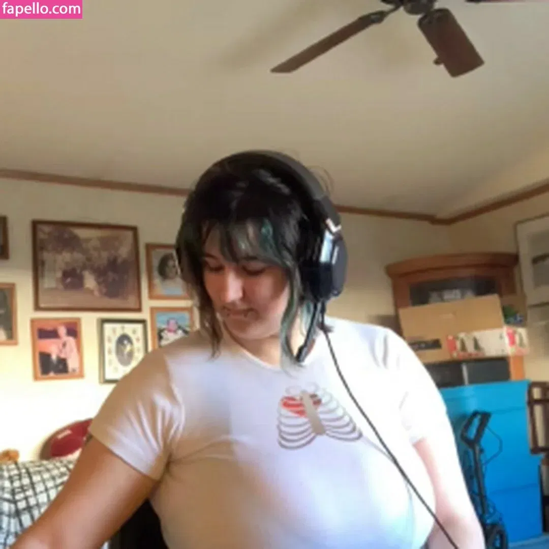 Natseleen Onlyfans Photo Gallery 