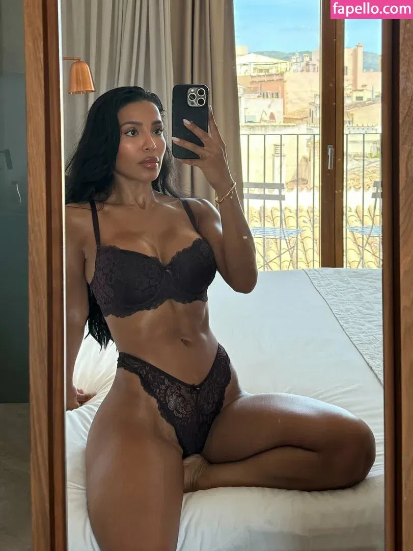 Natseleen Onlyfans Photo Gallery 