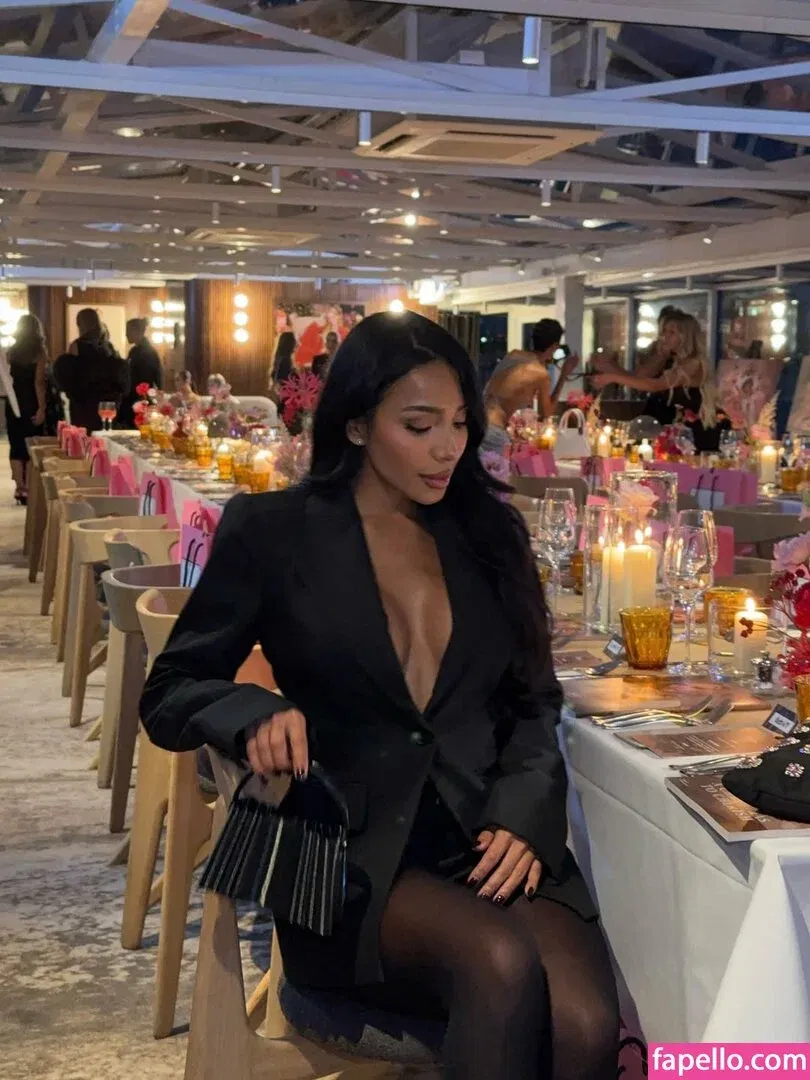 Natseleen Onlyfans Photo Gallery 