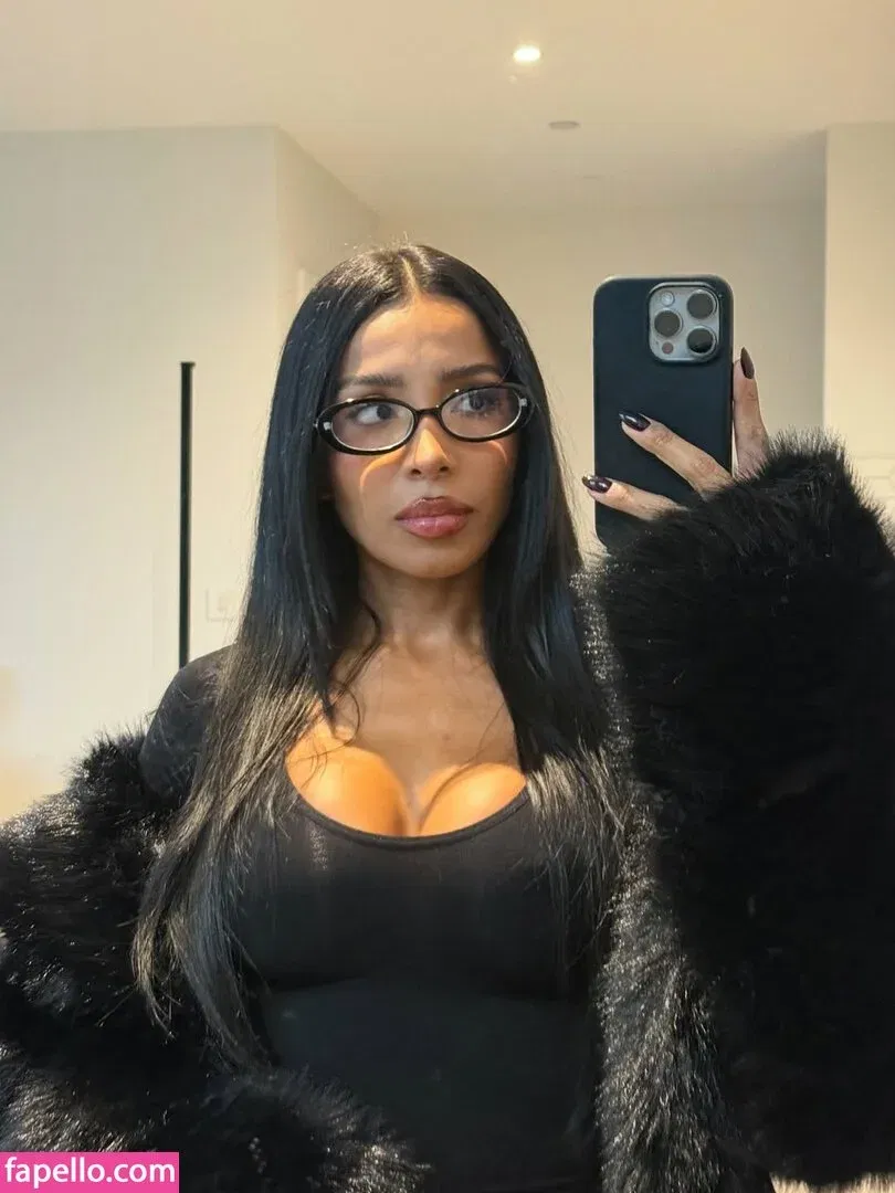 Natseleen Onlyfans Photo Gallery 