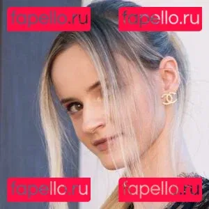 Kimnina Onlyfans Photo Gallery 