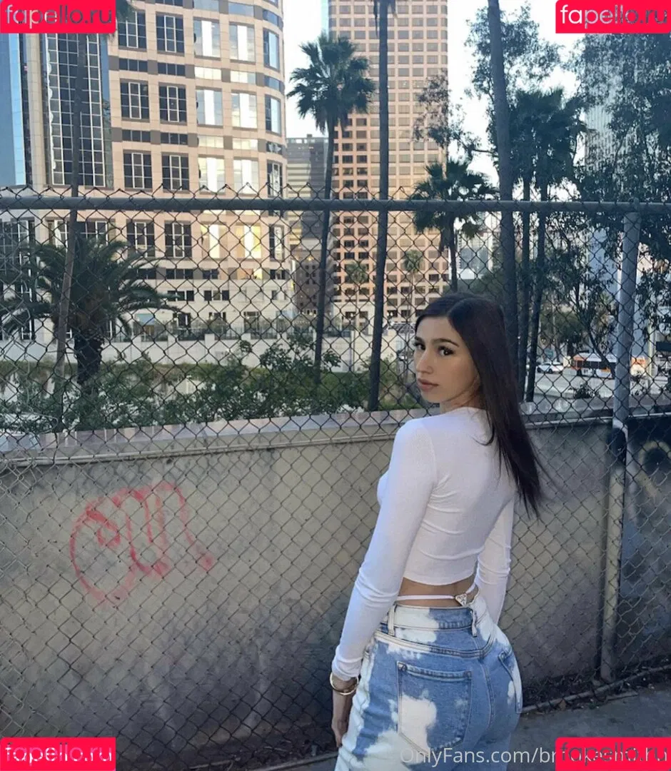 madibutler Onlyfans Photo Gallery 