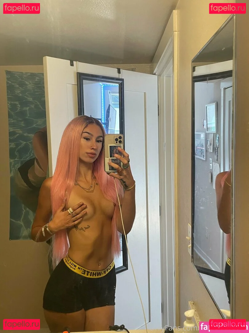 madibutler Onlyfans Photo Gallery 