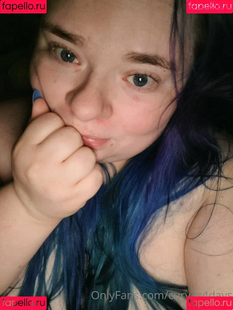 curv3s4days Onlyfans Photo Gallery 