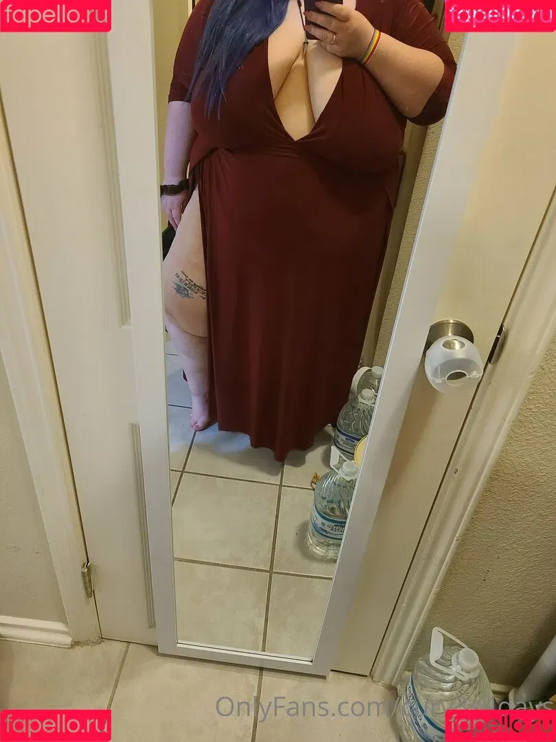 curv3s4days Onlyfans Photo Gallery 