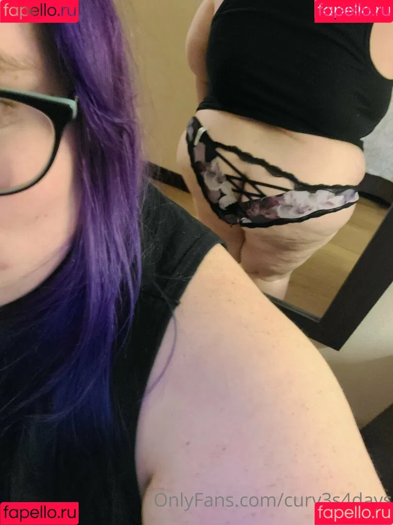 curv3s4days Onlyfans Photo Gallery 