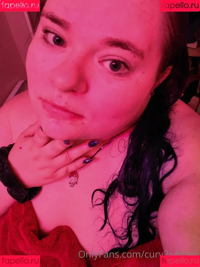 curv3s4days Onlyfans Photo Gallery 