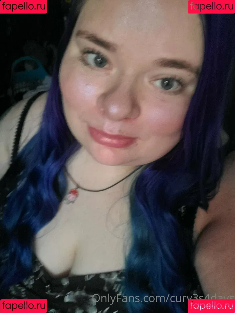 curv3s4days Onlyfans Photo Gallery 