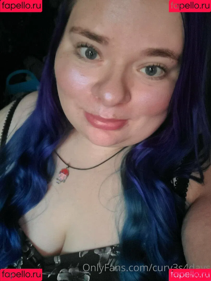 curv3s4days Onlyfans Photo Gallery 