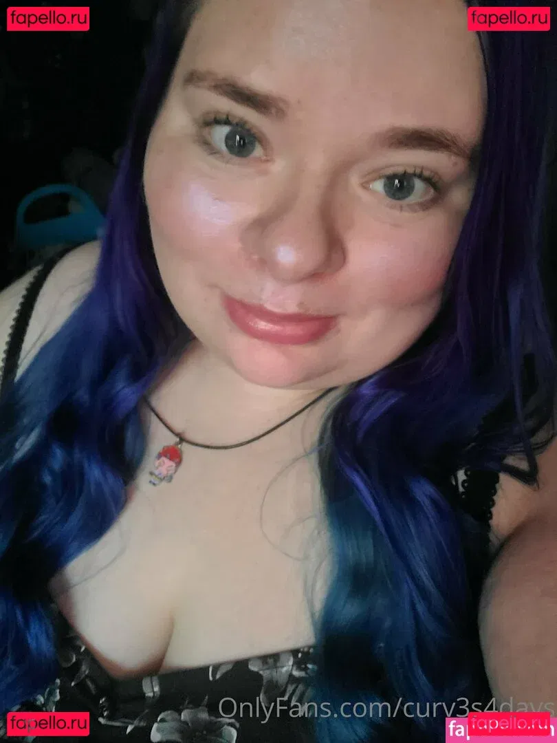 curv3s4days Onlyfans Photo Gallery 