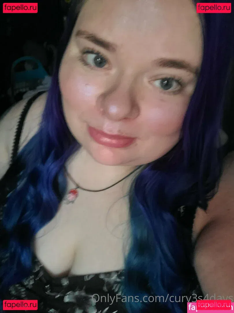 curv3s4days Onlyfans Photo Gallery 
