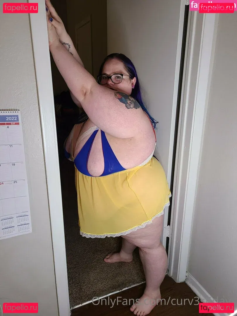 curv3s4days Onlyfans Photo Gallery 