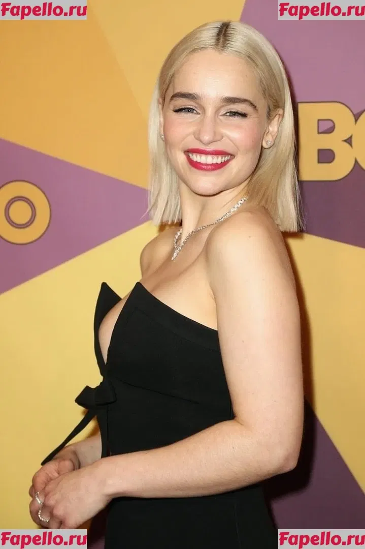 Emilia Clarke Onlyfans Photo Gallery 