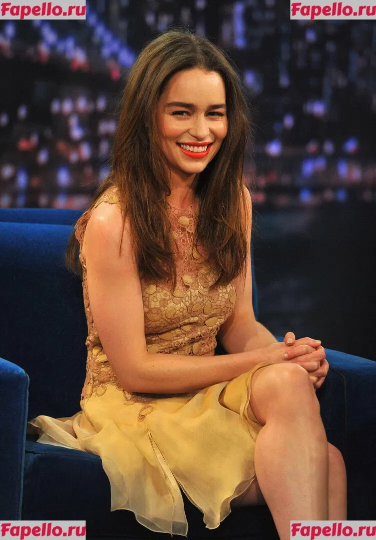 Emilia Clarke Onlyfans Photo Gallery 